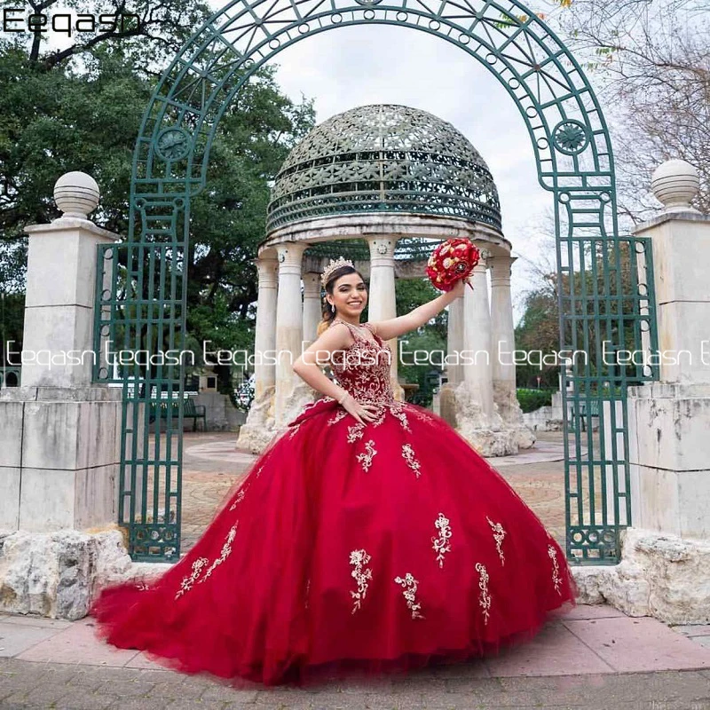 Robe de Rhmexicaine rouge personnalisée, robes de Quinceanera, dentelle appliquée, robe de reconstitution historique formelle, nœud de Rh, Sweet 16, 15 ans