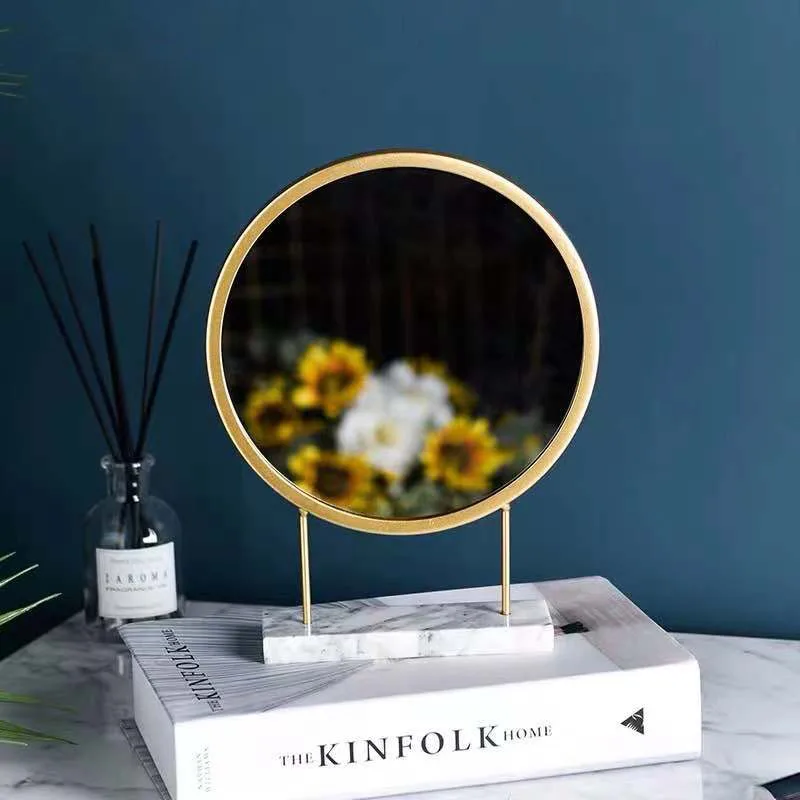 

Marble Makeup зеркало Nordic INS Style Bedroom Household Decoration Simple Personality Modern Mini Light Luxury Iron Mirrors