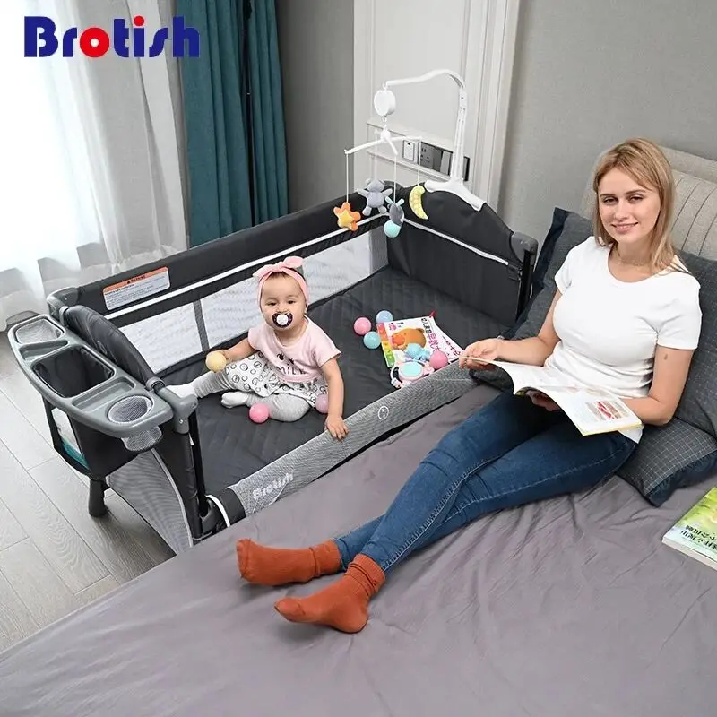 

Baby Bed Crib Portable Bassinet Bedside Cradle Play Game Bed Foldable Playpen Newborn Bed With Changing Table,Toys,Storage Bag