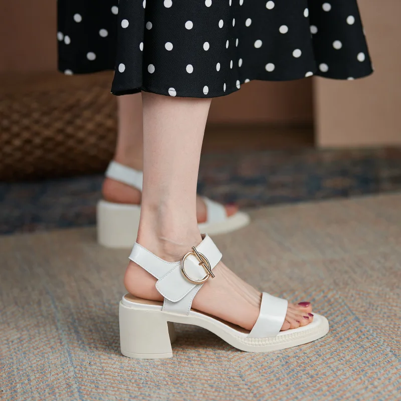 

Genuine Cow Leather Retro Roman Women Shoes 2021 Summer Mid-Heel Sandals Women