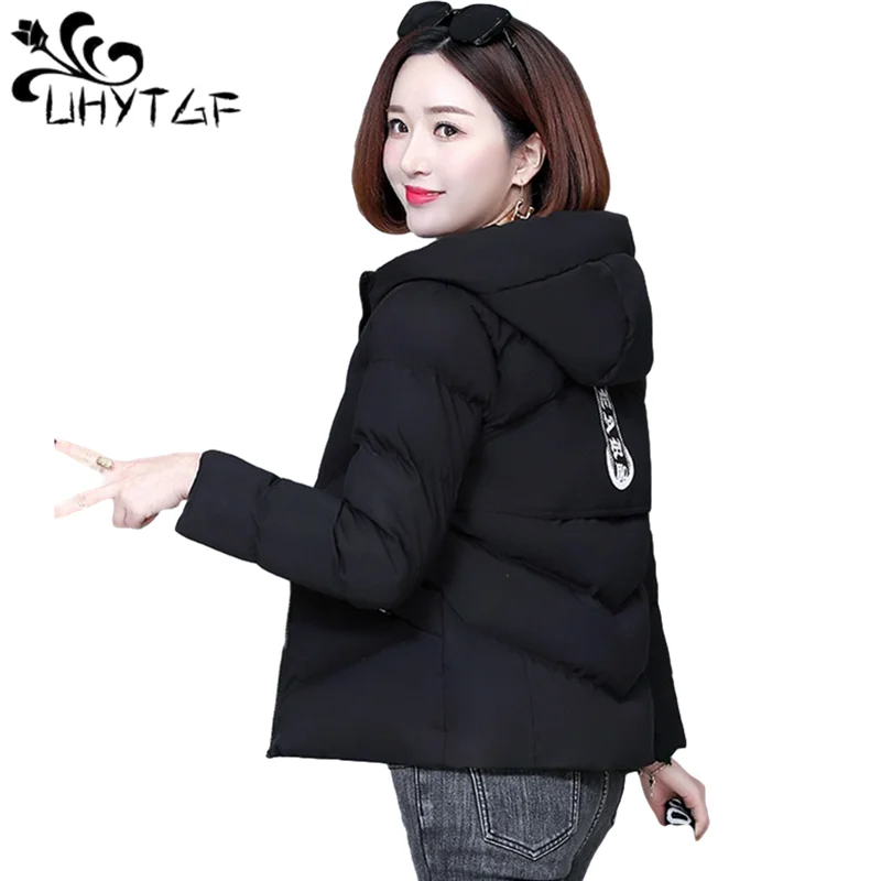 UHYTGF Winter Jacket Women Parkas Hooded Down Jacket Thick Warm Short Coat Loose size Outerwear Cotton Jacket Mujer Chaqueta 909