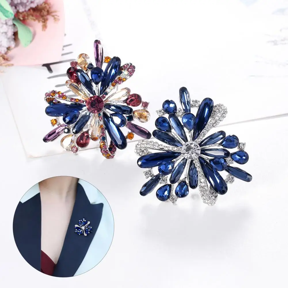 Brooch Fashionable Dress-up Colored Flower Rhinestone Inlaid Badges Pin for Celebration