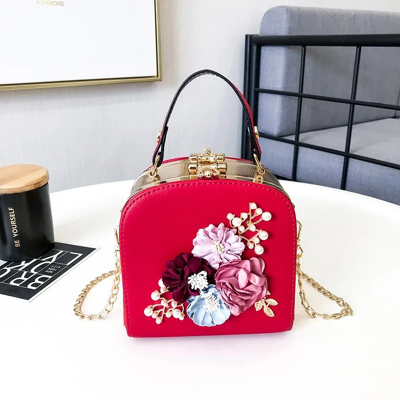 New Fashion Wild Women Handbag Metal Clip Small Square Dinner Flower Shoulder Bags Diagonal Handbag 822