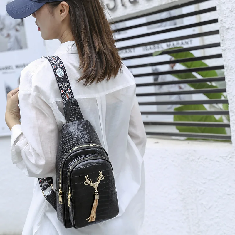 Fashion Wide Strap women Shoulder Bag small Tassels Design Crossbody Bag for Girl Chest Bag PU leather female phone purse wallet