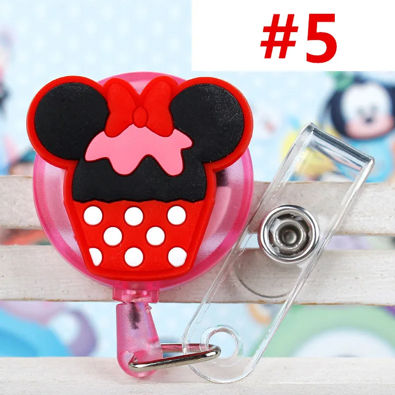 ديزني حامل شارات قابل للطي الكرتون ID اسم بطاقة الحبل مفتاح سلسلة ممرضة حامل بطاقة الصدر الإبداعية الهاتف المحمول الحبل