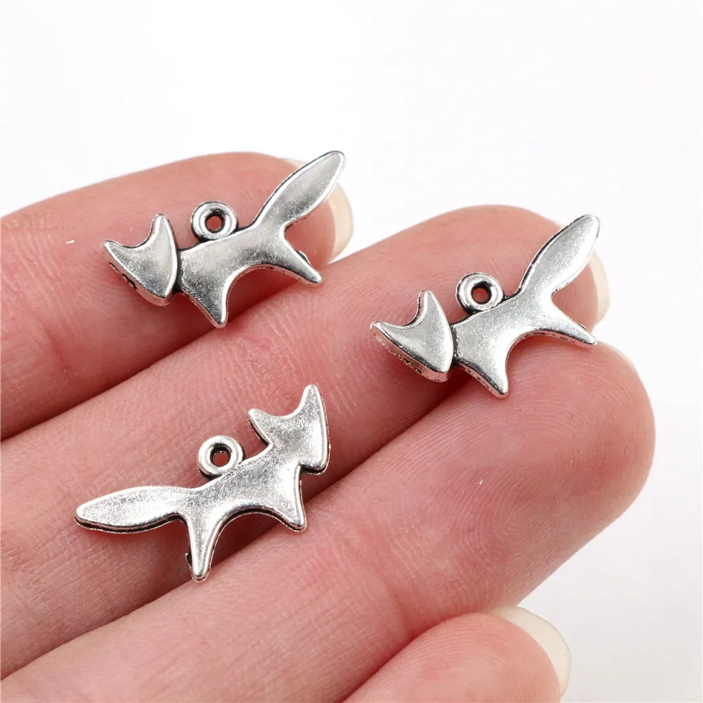 

20x10mm 30pcs Antique Silver Plated Fox Handmade Charms Pendant:DIY for bracelet necklace-Q5-41