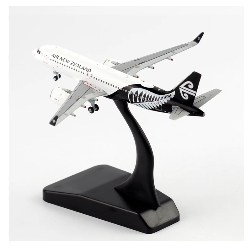 1:400 Scale New Zealand Airways  A320 Airlines Model with Base Alloy Aircraft For Collectible Souvenir Show Gift Toys