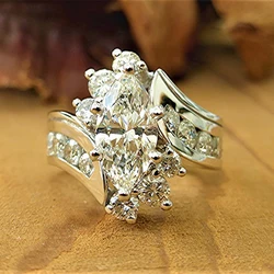 Huitan Chic Engagement Rings for Women Cross Design Inlaid Bling Bling CZ Elegant Lady's Ring Ceremony Party Fashion Jewelry New
