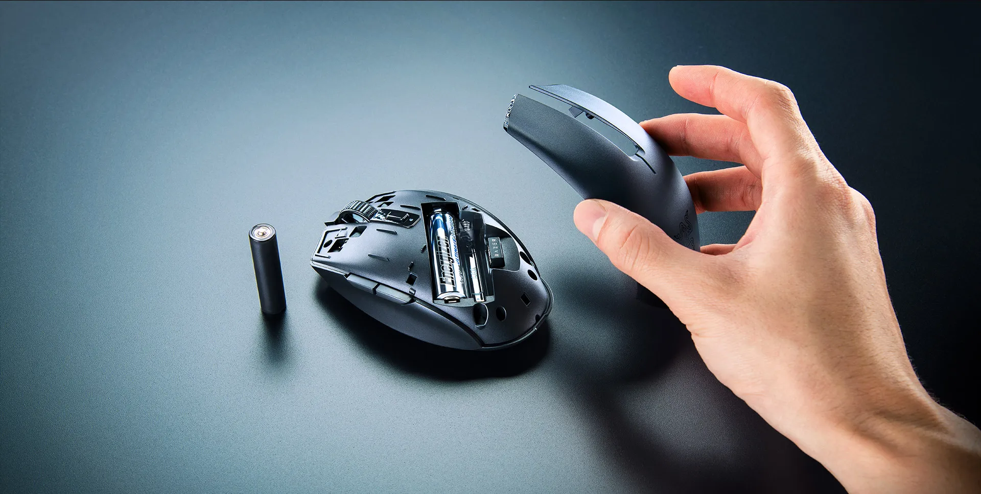 Razer Orochi V2 Mobile Wireless Gaming Mouse Lightweight - 2