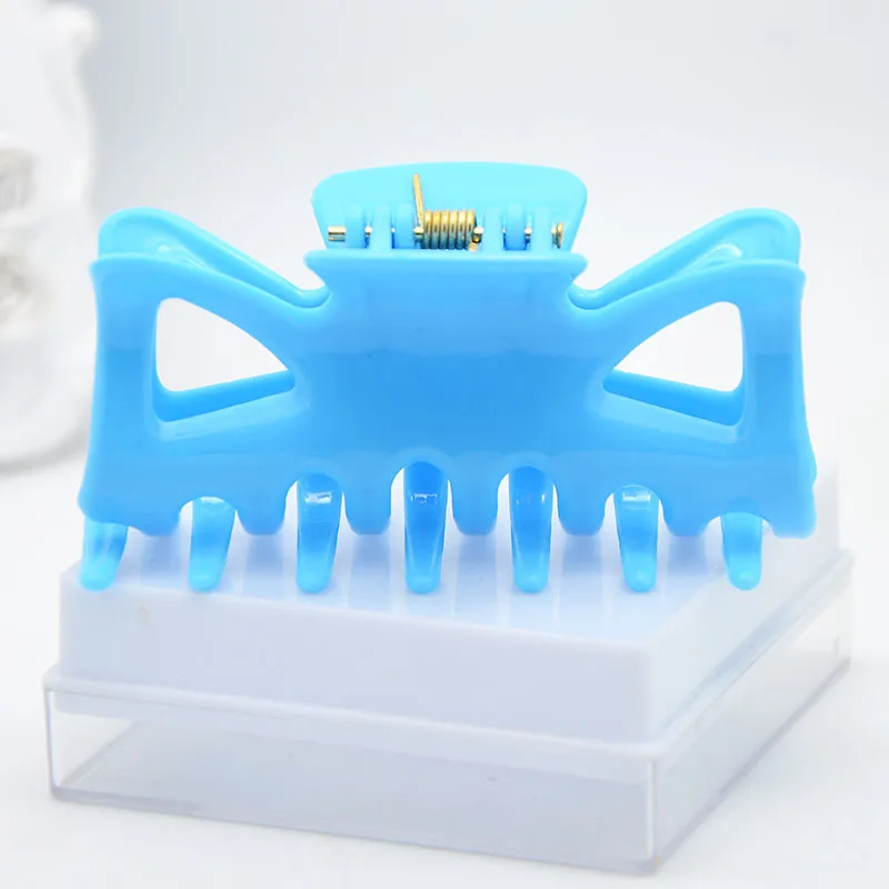 1PCS Women Hair Clip Hairpins Candy colors Women Hair Crab Hair Claws Women Make UP Washing Tool Hair Accessories 7cm *3.5cm