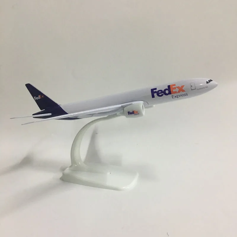 JASON TUTU 20cm Plane Model Airplane Model FedEx Aviation Boeing 777 Aircraft Model 1:300 Diecast Metal Airplanes Planes Toys