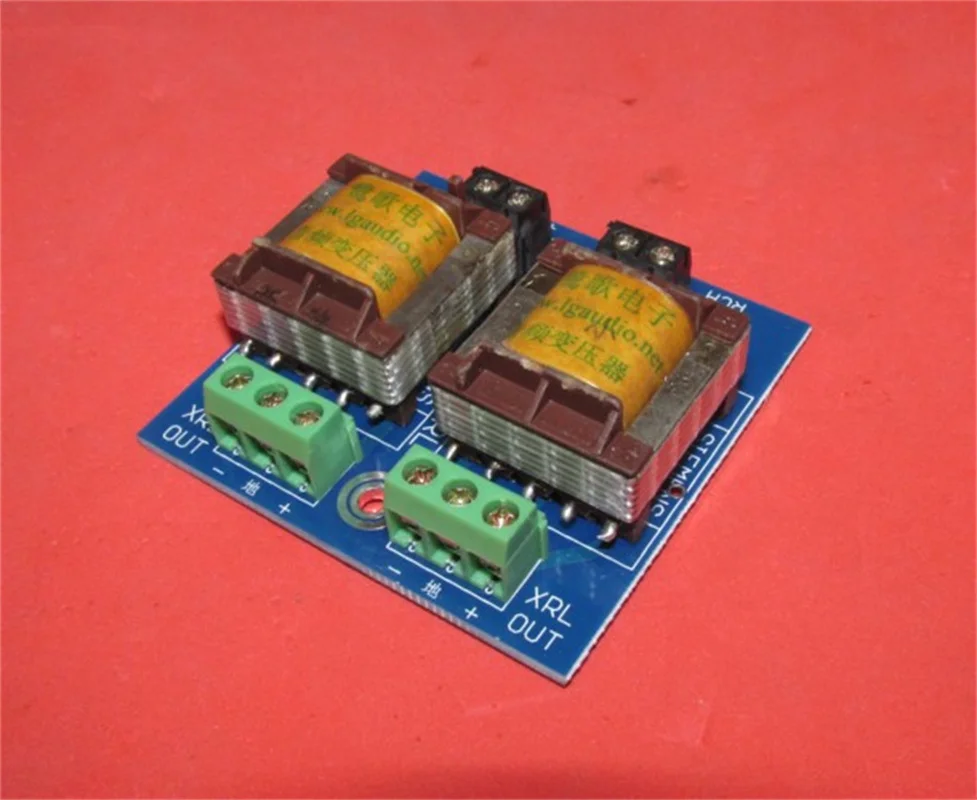 

PT-4 600Ω: 600Ω permalloy audio transformer single-ended to balanced 10HZ ～ 40KHZ -0.5db 20HZ ～ 20KHZ -0.2db