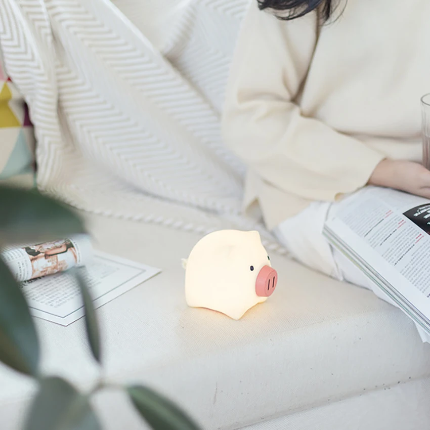 Toddler Night Light Cute Pig Night Light with Touch Button, Portable and Rechargeable Silicone Night Light, Dimmable for Kids