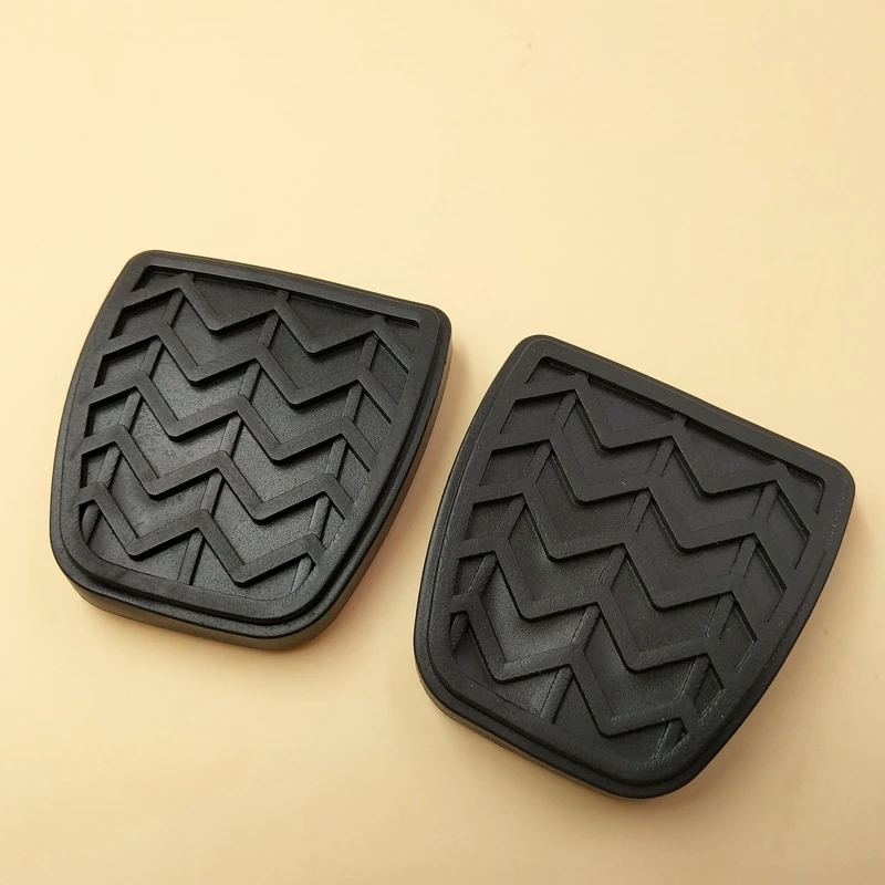 AU05 -2PCS Clutch Brake Pedal Pad Rubber for Toyota Camry Hilux Vigo KUN 31321-52010,3132152010