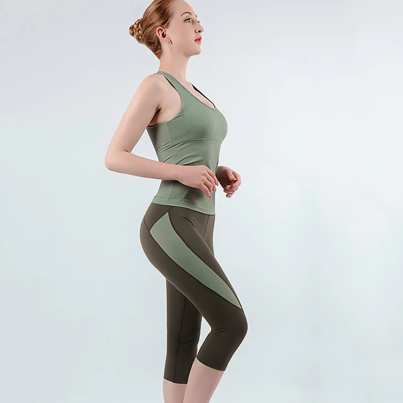 Padded Tank Top + Capri Broek 2Pcs Yoga Running Set Quick Dry Elastische Sportkleding Sport Pak Gym Fitness Oefening kleding Custom