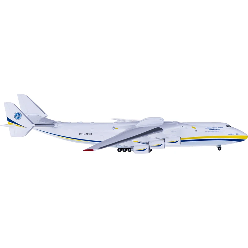 

Diecast 1:400 Ah-225 Dream-like Simulation Transport Aircraft Model UR-82060 Alloy Material Family House Collection Decoration