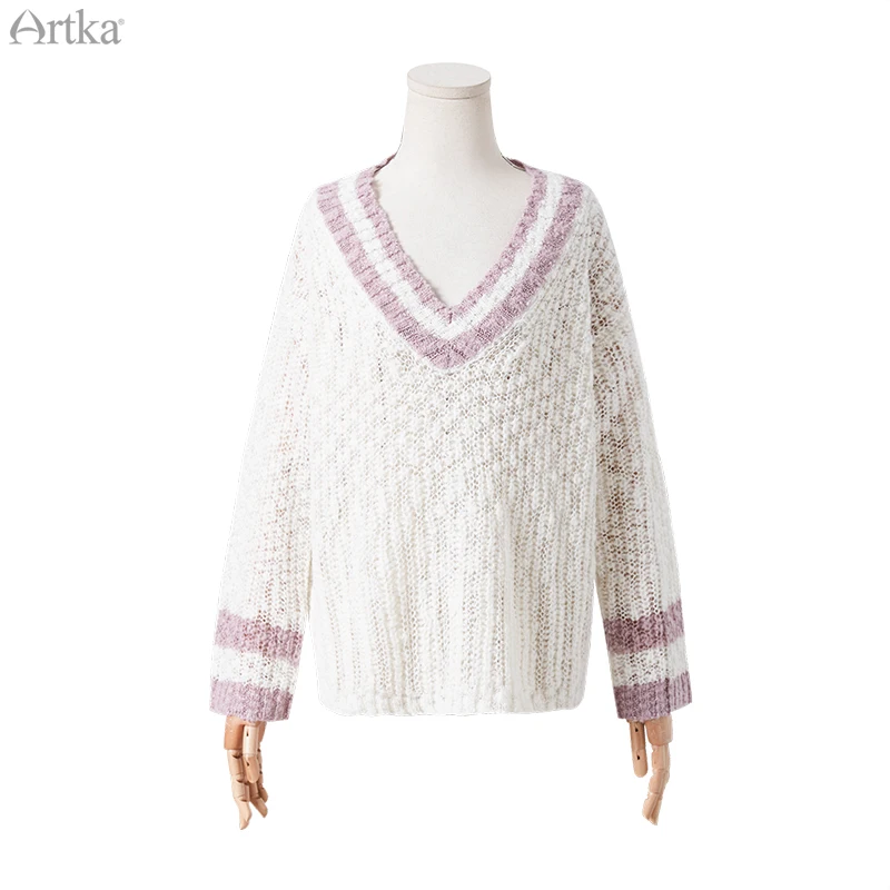 ARTKA 2022 Spring New Women Knitwear Elegant Long Sleeve Loose Thin Sweater V-Neck Pullover Hollow Out Soft Knitwear YB25004C