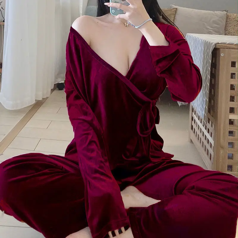 

Sanderala Long Sleeve Pajamas Set Female Autumn and Winter Velvet Women's Pajama Sets Long Pajamas V-Neck Sleepwear Lounge