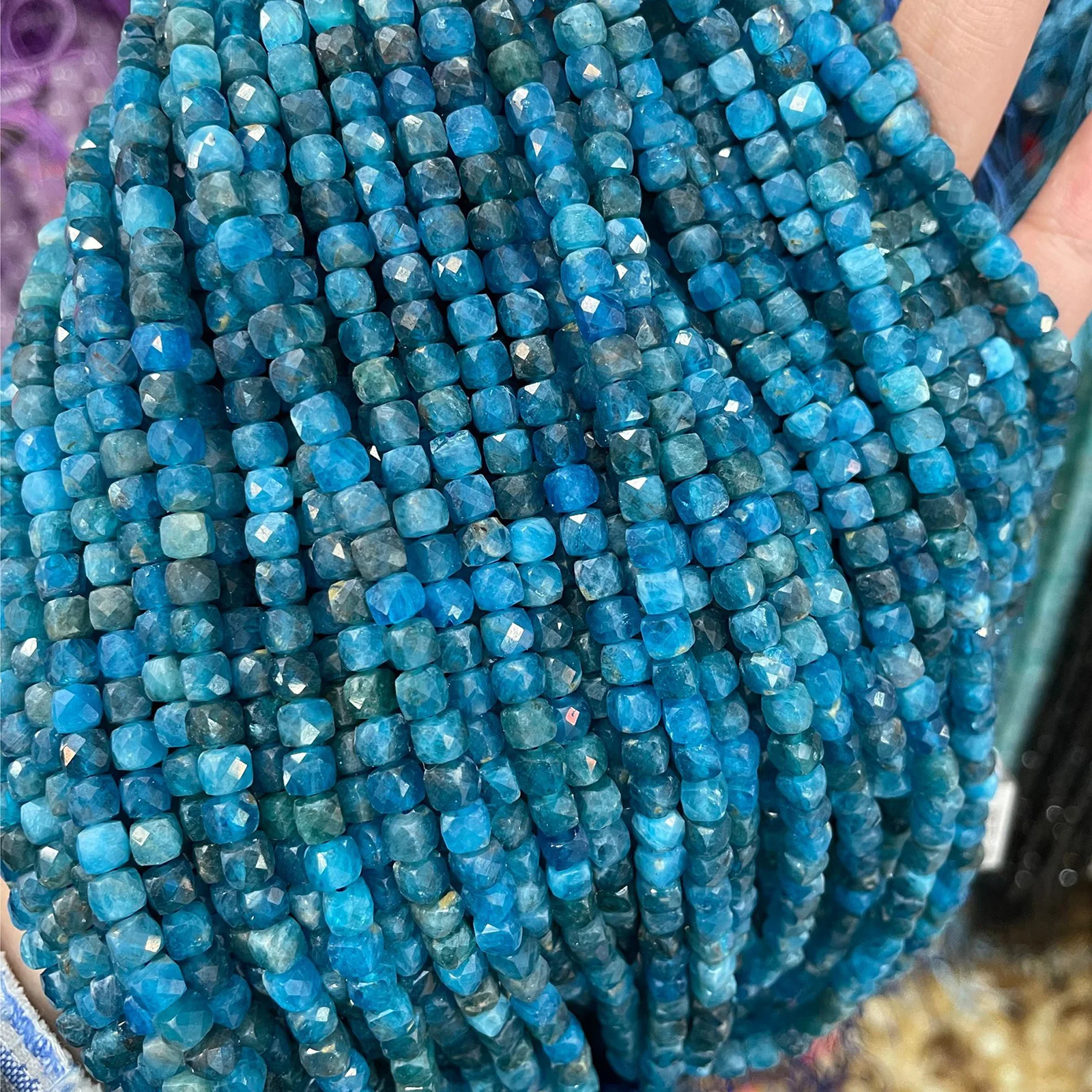 Natural Stone Beads AAAAA Faceted Blue Apatite Cube Gemstone Spacer Beads 4-5mm For Bracelet Necklace Jewelry Making