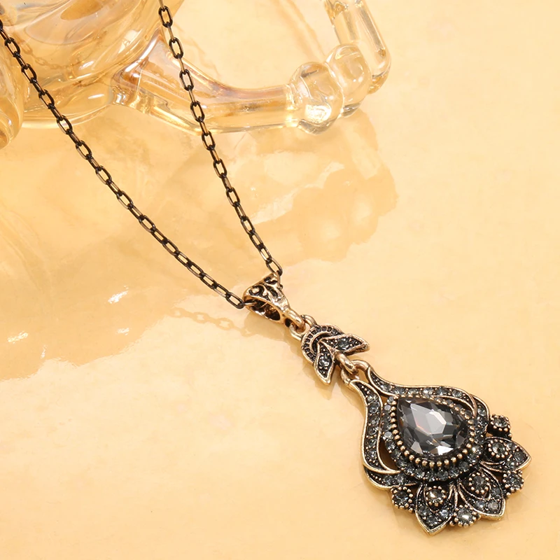 Kinel Luxury Gray Crystal Bridal Necklace For Women Antique Gold Color Beach Party Pendant Necklace Vintage Jewelry 2021