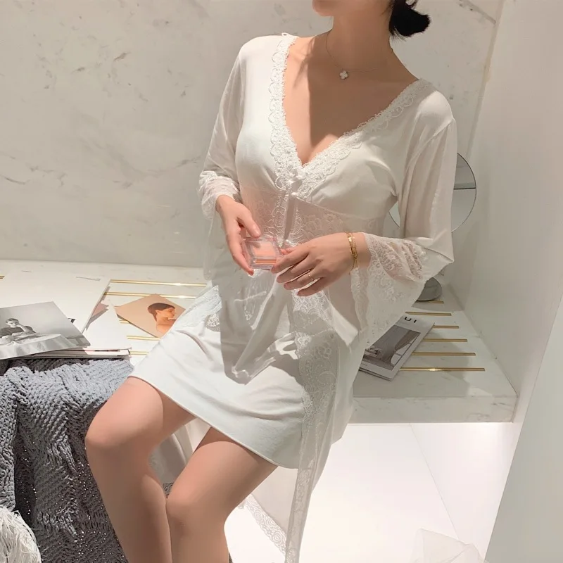 Autumn New Style Suspends Night Dress Female Court Wind Lace Sex Appeal Beautiful Goddess Robe Two Pieces Modale Sleepwear