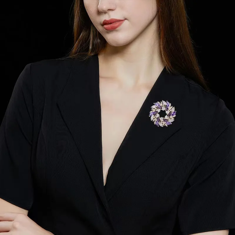 EYER Luxury Gift Zircon Circle Round Brooches Copper Women Suit Lapel Pin Office Jewelry Shining Female Party Banquet Accessory