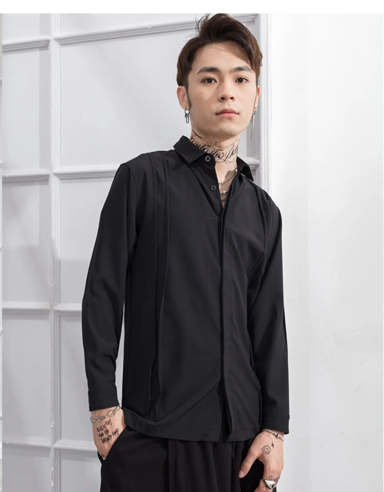 Slit hem dark high street style black long sleeve shirt spring summer new men's shirt pleated slim concealed placket