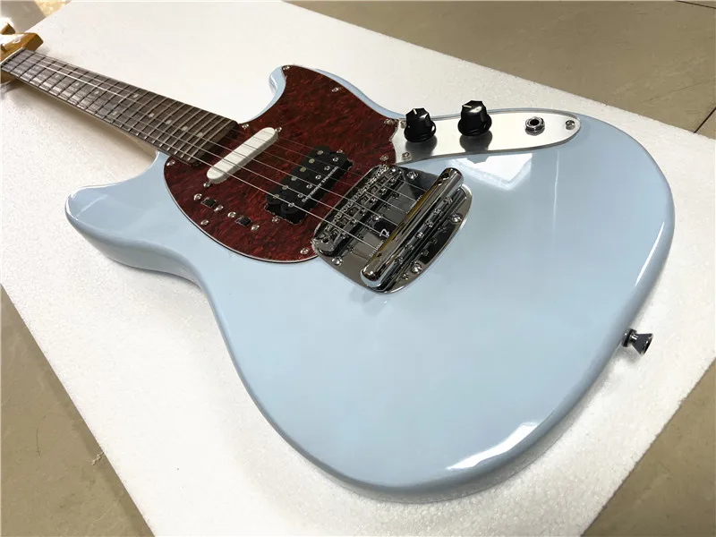 

High quality Daphne light blue classic electric guitar rose wood fingerboard red guard free shipping