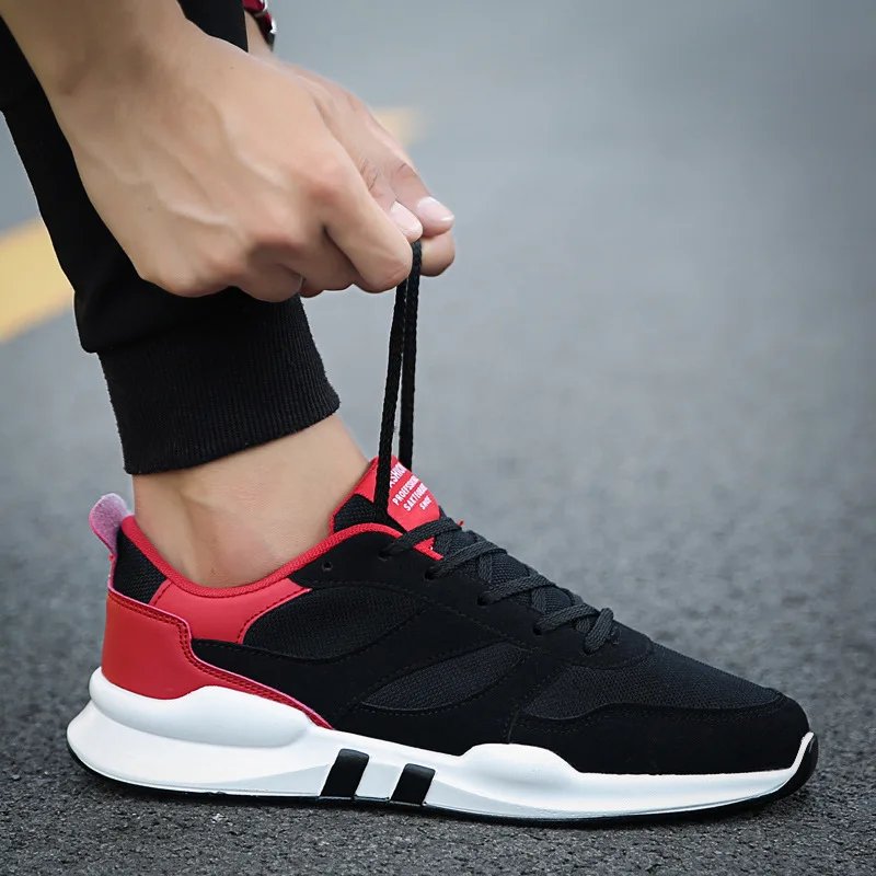 Ultralight Sports Running Shoes Men Outdoor Soft Comfortable Breathable Cushioned Sneakers Mesh Cloth Upper Lace-up Jogger Shoes