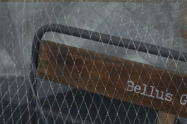 150cm Wide 1meter/lot Thin Tulle Fabric Veil Lace Fabric Material Grid Black White Gold Silver Thread Decoration X1087