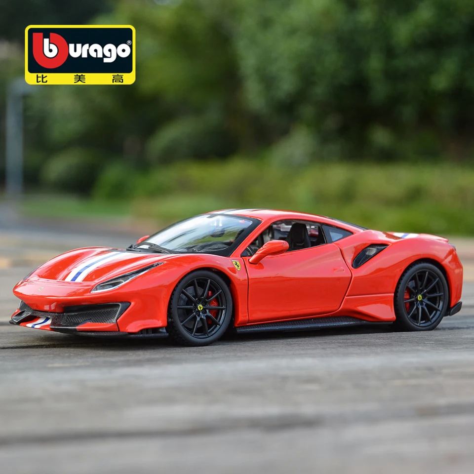 Bburago 1:24 Ferrari 488 PIsta Sports Car Static Die Cast Vehicles