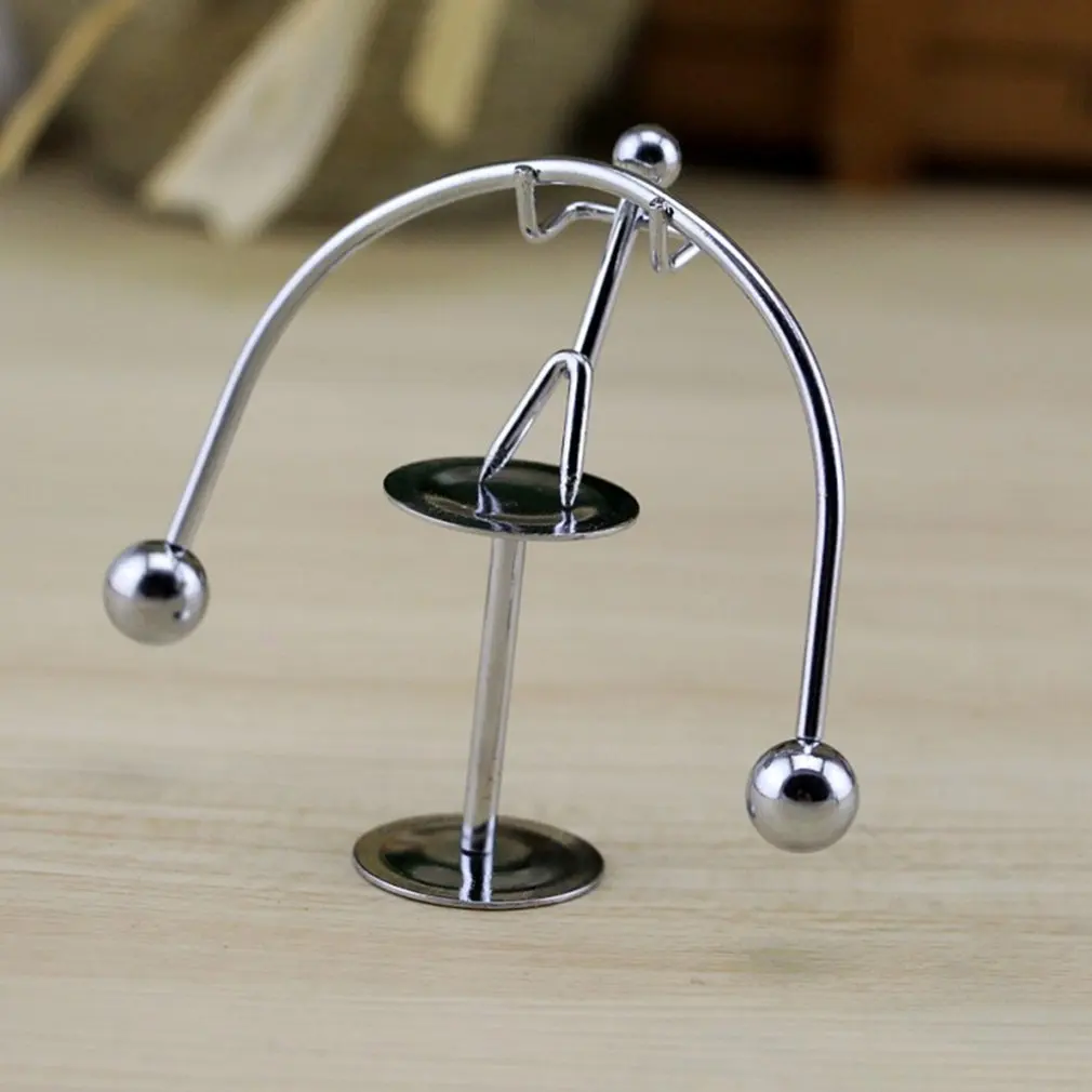 Perpetual Balance Small Weightlifting Cartoon Newton Physics Science Newton Pendulum Metal Home Little Iron People Swing 2021New