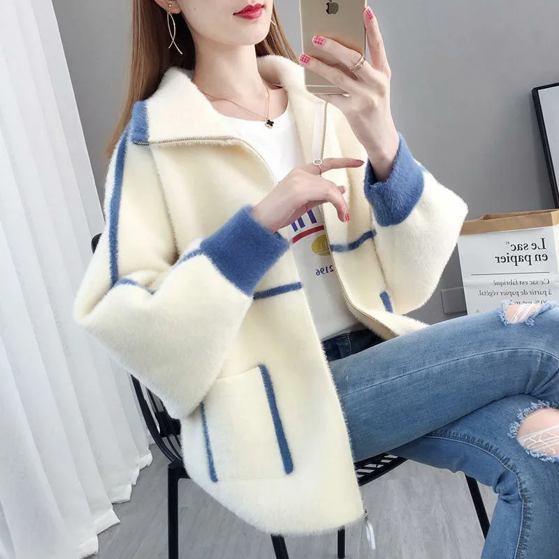 

2022 Autumn Winter New Women's Short Coat Mink fleece Sweater Cardigan Women Korean Zipper Knitted Jacket Overcoat Abrigo Mujer