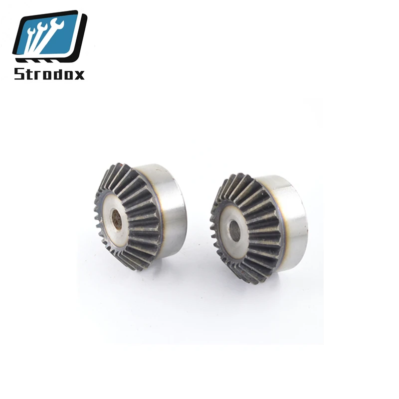 5pcsBevel gear 1.5 mold 15 teeth -30 teeth 90 degree 1:1 transmission ratio 45# Steel tapered wheel pinion pilot bore bevel gear