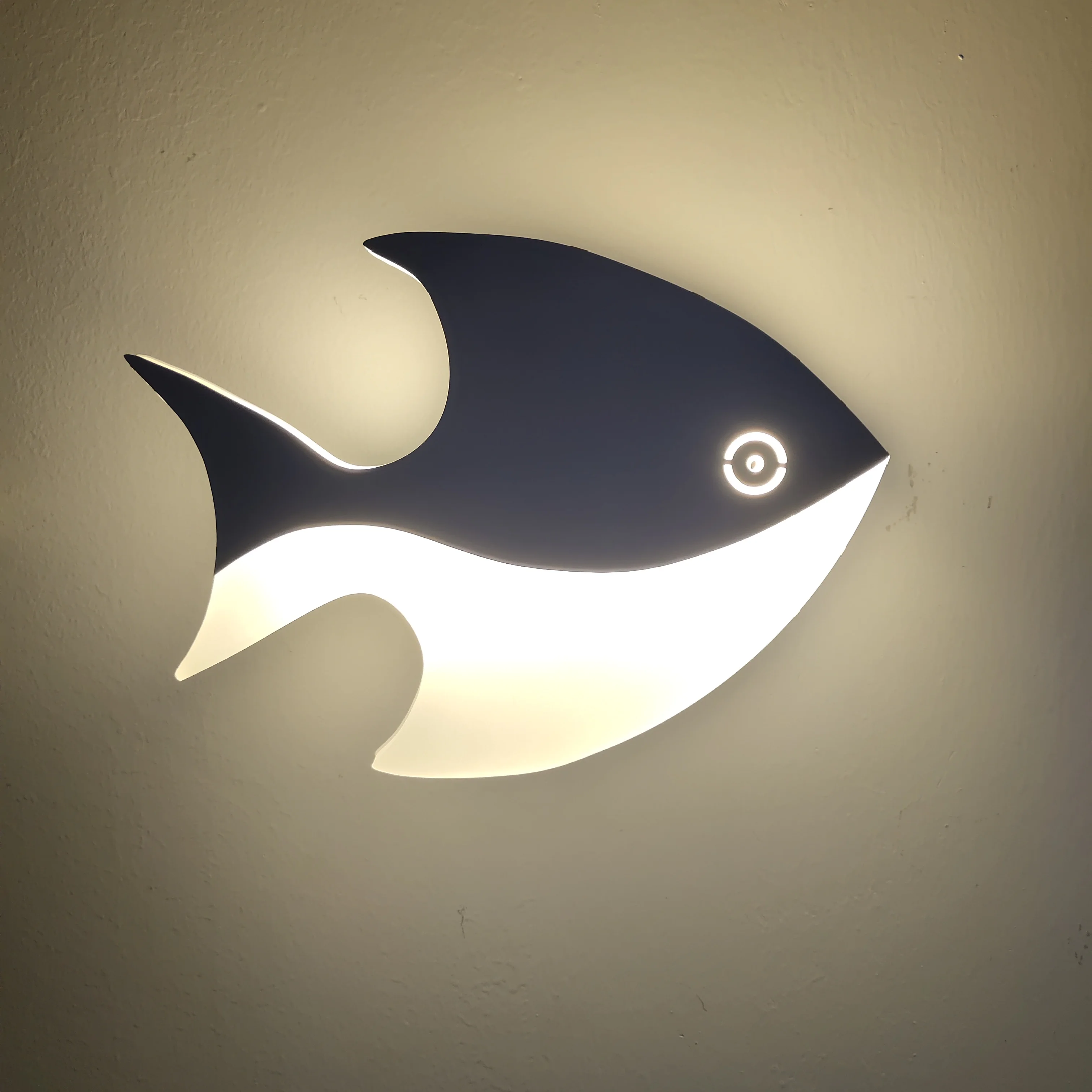 Modern LED Creative Acrylic fish shape Wall Lamps Indoor Decor Bedside Wall sconce Corridor Aisle Study Kids Room Wall light