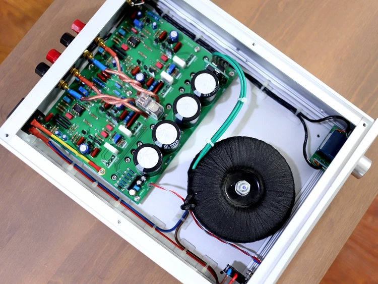 A25B preamp+Poststage Combiner amplifier--Reference United Kingdom sugden circuit
