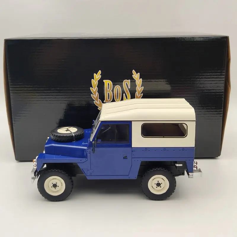 BOS 1:18 Light weight Series III 1973 blue & white BOS382 Resin Model