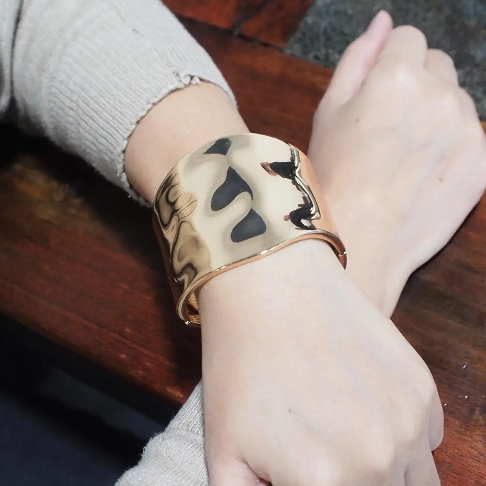 

Punk Bump Surface Alloy Cuff Bangle For Women Fashion Jewelry Statement Big Bracelets & Bangles Gold Color Accessories MANILAI