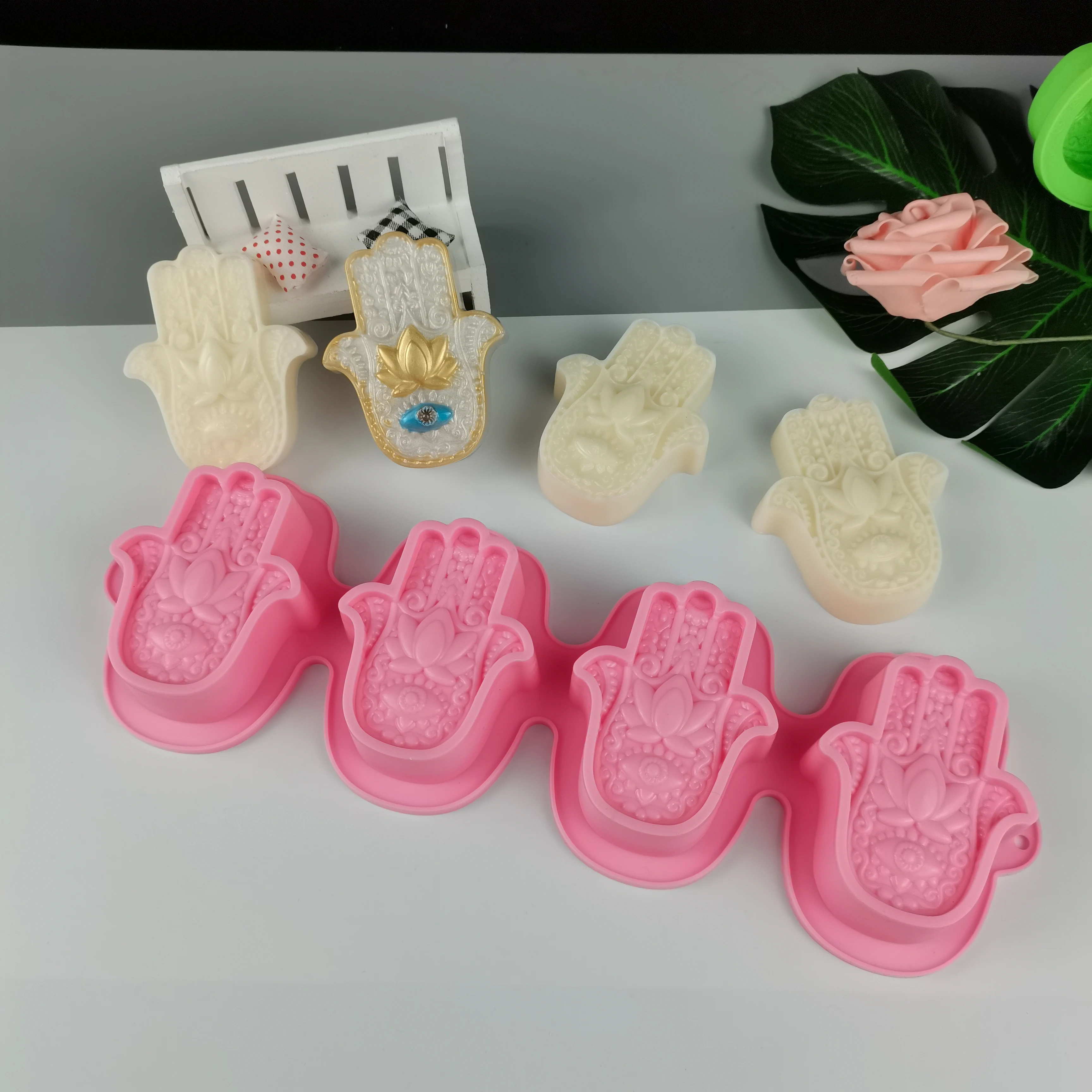 PRZY 4 Cavities HAMSA Lotus In The Palm Silicone Soap Mold Khamsah DIY Mold Silicone For Soap Making Hand Of Fatima Mascot Mold