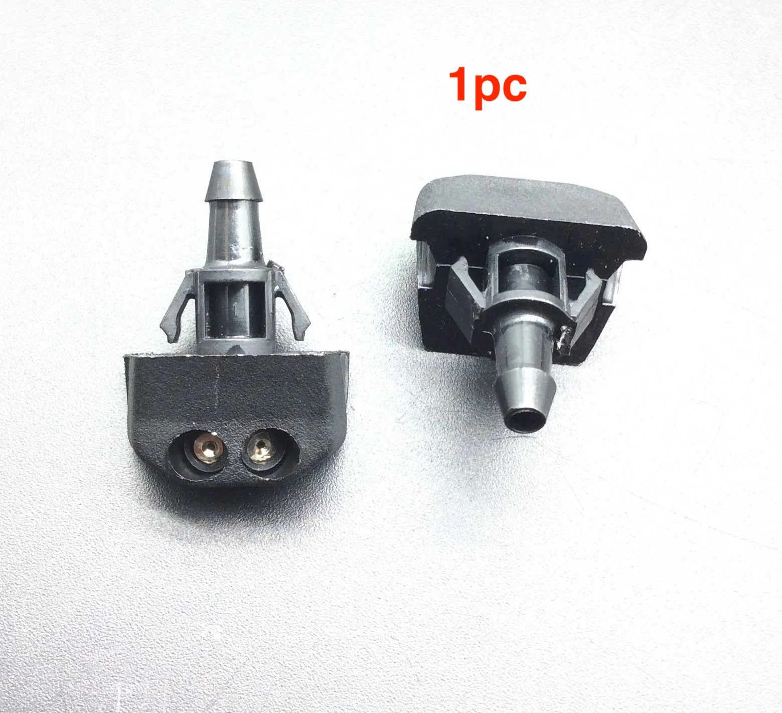 1pc  left/right for Renault Koleos front windshield wiper nozzle 28930-0040R