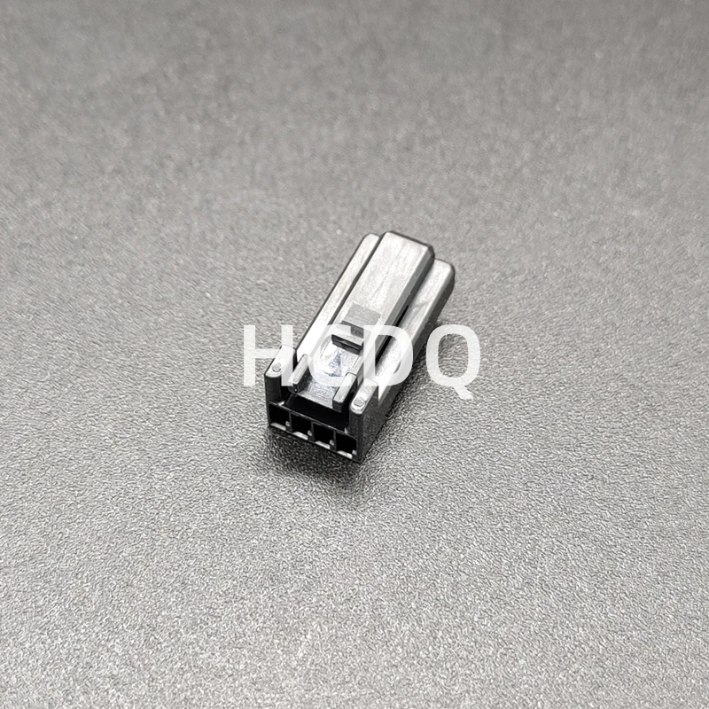 10 PCS Ursprüngliche und echte 1318620-2 automobile anschluss stecker gehäuse geliefert von lager