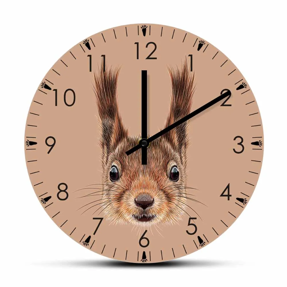 

Squirrel Portrait With Paws Printed Wall Clock Modern Design Woodland Animal Home Décor Nature Wildlife Silent Quartz Wall Watch