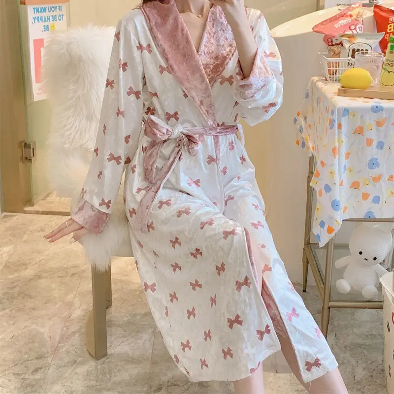 

Velour Autumn Winter Sleepwear Female Flannel Robe Warm Bathrobe Gown Print Bowknot Kimono Gown Velvet Nightgown Home Dress