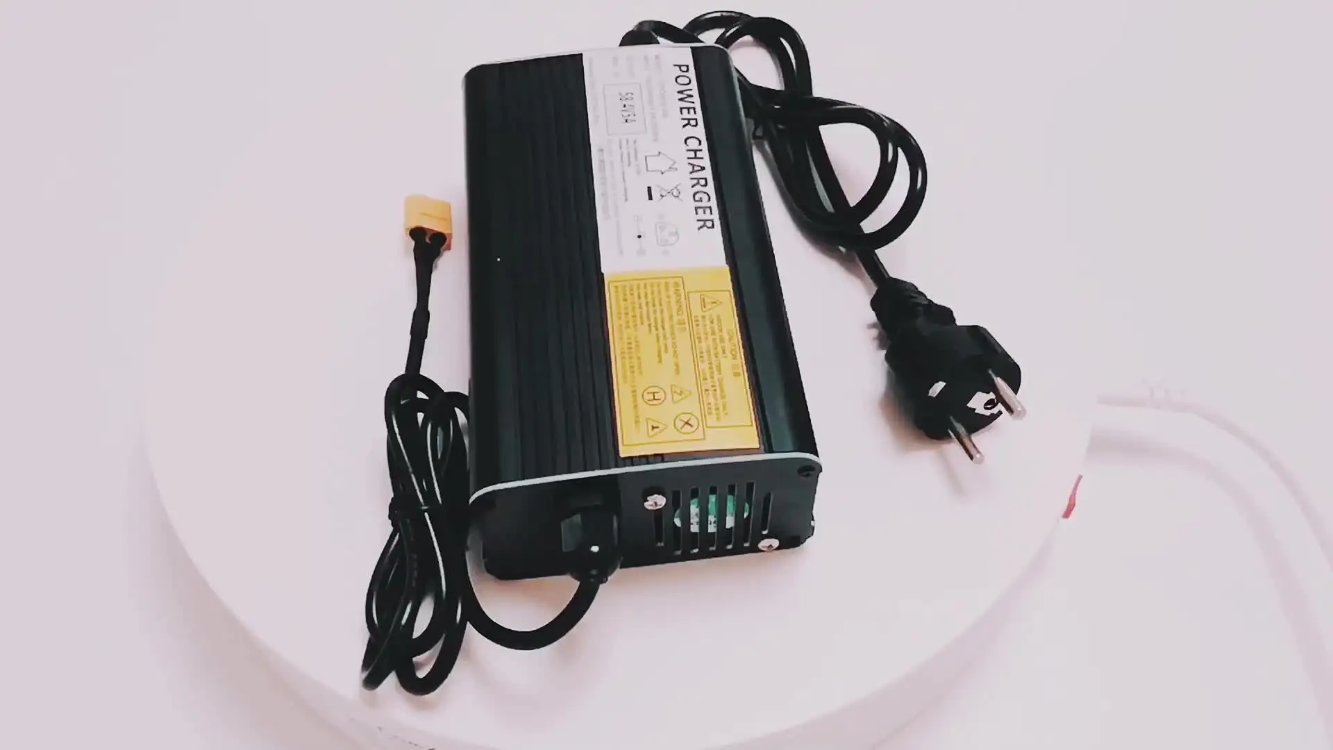 

YZPOWER 54.6V 5A 13S Lithium battery charger for 48V pack