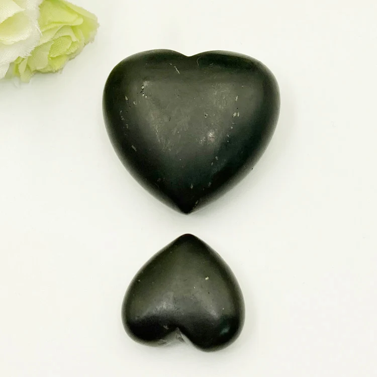 

Продажа 100% натуральных массажных палочек Shungite 30 мм 40 мм, исцеляющий камень в форме сердца, энергетический камень, исцеляющая чакра балансировка