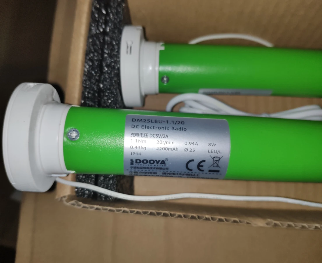 Dooya-Motor Roller Blinds Tubular Motor with Lithium Battery, 38mm Tube RF, 433MHz Working with Alex, DM25TE, DM25LE