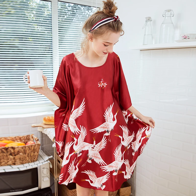 2021 Latest Fashion Personality Big Version Silk Pajamas Women's Summer Bat Sleeve Nightdress Women's Summer Big size Home Cloth