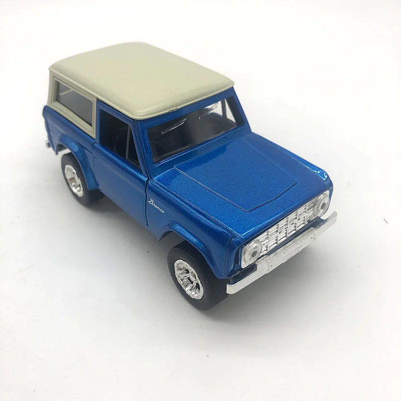 1/32 New Special Die-cast Metal 1973 American Classic Hard Model Off-road Vehicle Furniture Display Collectiontoy Car