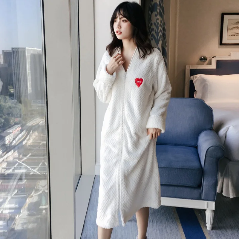 

Winter Morning Gown Lovely Coral Velvet Nightgown Female Novelty Clothing Long Flannel Lovers Sleepwear Women's Nightgown