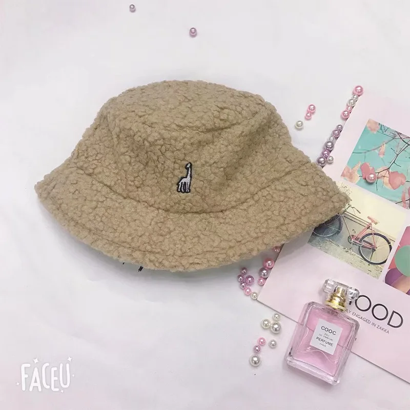 

2022 Spring And Autumn All-match Japanese Lamb Cashmere Fisherman's Hat Lady Warm Show Face Thin Gentle Lovely Basin Hats
